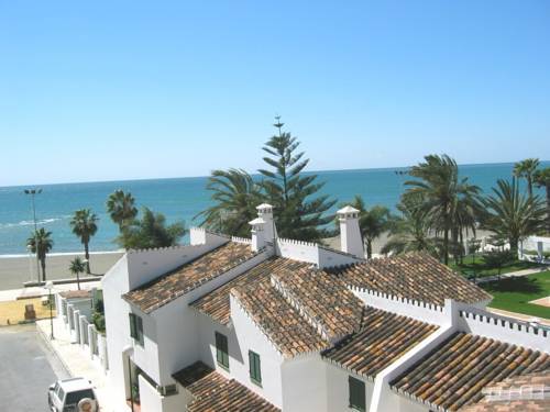 Terrasol Piramides Puerto Blanco Hotel Torre Del Mar Kültér fotó